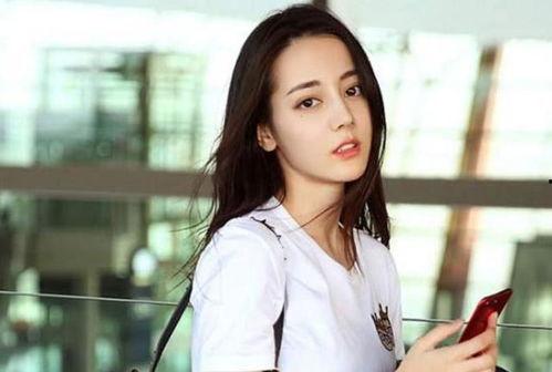 吃瓜娱乐热巴,揭秘娱乐圈幕后故事  第2张